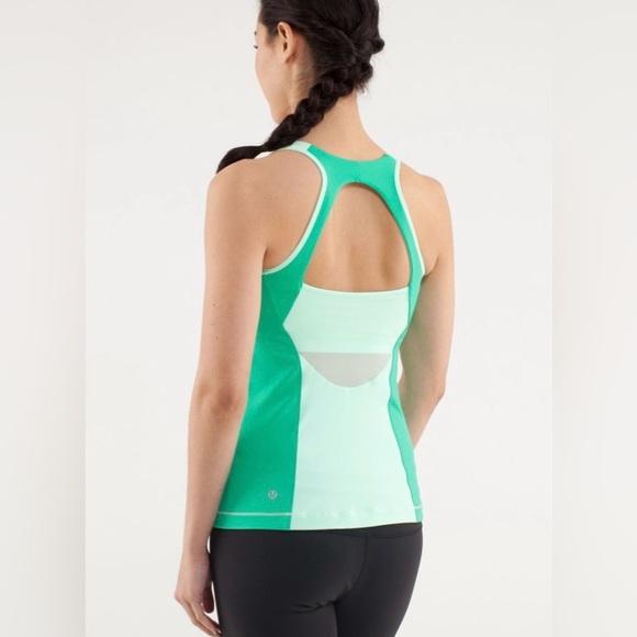 Lululemon Run Pace Tank - Size 8 - Picture 2 of 7